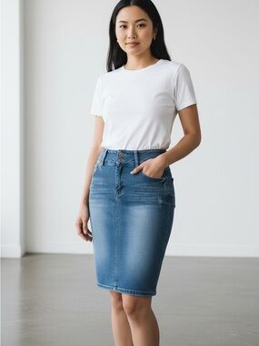 High-Rise Blue Denim Pencil Skirt - Women